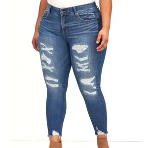 Torrid Bombshell Skinny Distressed Blue Jeans for Women Sized 20R